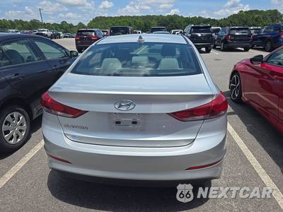 2018 Hyundai Elantra SEL Sedan - zdjęcie 5 z 29 - miniatura