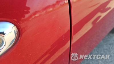 2012 Nissan Versa 1.6 SV Sedan - zdjęcie 21 z 36 - miniatura