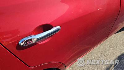 2012 Nissan Versa 1.6 SV Sedan - zdjęcie 31 z 36 - miniatura