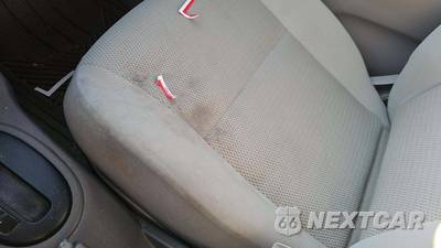 2012 Nissan Versa 1.6 SV Sedan - zdjęcie 32 z 36 - miniatura