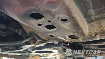 2012 Nissan Versa 1.6 SV Sedan - zdjęcie 26 z 36 - miniatura
