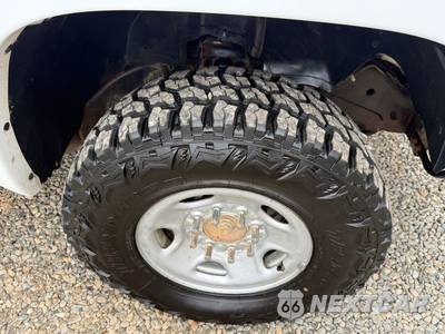2003 Chevrolet Silverado 2500HD Crew Cab Long Bed 1SA - zdjęcie 27 z 37 - miniatura