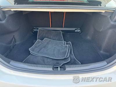 2023 Mercedes-Benz C 300 4MATIC Sedan - zdjęcie 14 z 29 - miniatura