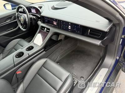 2020 Porsche Taycan 4S - zdjęcie 15 z 19 - miniatura