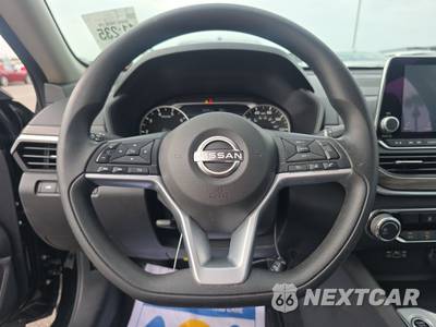 2025 Nissan Altima SV - zdjęcie 10 z 21 - miniatura