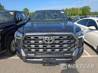 2023 Toyota Tundra Platinum Crew Cab Short Bed - zdjęcie 2 z 22 - miniatura