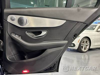 2020 Mercedes-Benz C 300 Sedan - zdjęcie 39 z 50 - miniatura