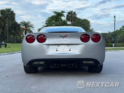 2005 Chevrolet Corvette Coupe - zdjęcie 8 z 85 - miniatura