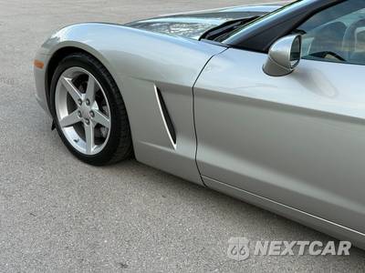 2005 Chevrolet Corvette Coupe - zdjęcie 32 z 85 - miniatura