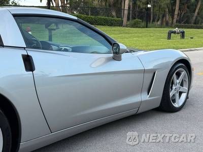 2005 Chevrolet Corvette Coupe - zdjęcie 49 z 85 - miniatura