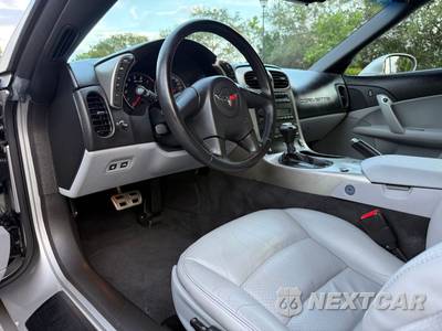 2005 Chevrolet Corvette Coupe - zdjęcie 72 z 85 - miniatura