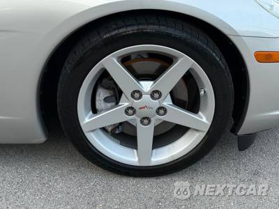 2005 Chevrolet Corvette Coupe - zdjęcie 82 z 85 - miniatura