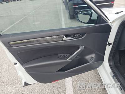 2020 Volkswagen Passat 2.0T R-Line - zdjęcie 9 z 25 - miniatura