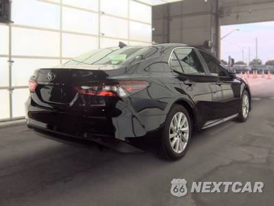 2024 Toyota Camry LE - zdjęcie 4 z 35 - miniatura