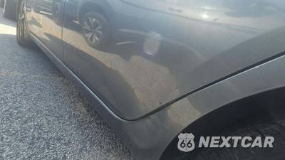 2021 Nissan Versa SR - zdjęcie 24 z 28 - miniatura