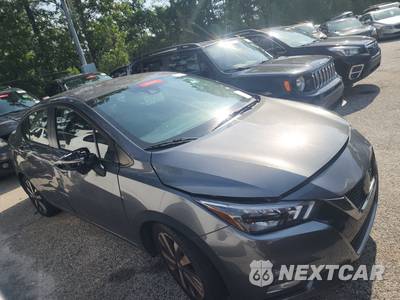 2021 Nissan Versa SR - zdjęcie 3 z 28 - miniatura