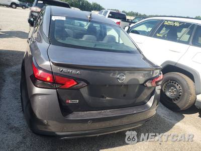2021 Nissan Versa SR - zdjęcie 5 z 28 - miniatura