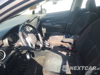 2021 Nissan Versa SR - zdjęcie 7 z 28 - miniatura