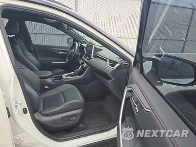 2021 Toyota RAV4 Prime XSE - zdjęcie 8 z 27 - miniatura
