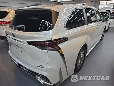 2023 Toyota Sienna XLE 7-Passenger 120.5" WB - zdjęcie 10 z 57 - miniatura