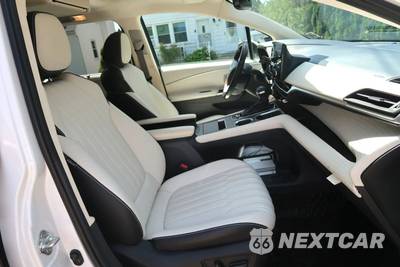 2023 Toyota Sienna XLE 7-Passenger 120.5" WB - zdjęcie 48 z 57 - miniatura