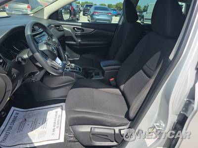 2017 Nissan Rogue Sport S - zdjęcie 7 z 21 - miniatura