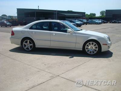 2008 Mercedes-Benz E 350 4MATIC Sedan - zdjęcie 2 z 63 - miniatura