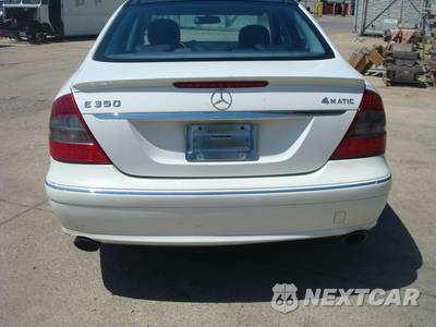 2008 Mercedes-Benz E 350 4MATIC Sedan - zdjęcie 35 z 63 - miniatura