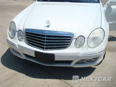2008 Mercedes-Benz E 350 4MATIC Sedan - zdjęcie 49 z 63 - miniatura