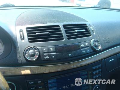 2008 Mercedes-Benz E 350 4MATIC Sedan - zdjęcie 60 z 63 - miniatura