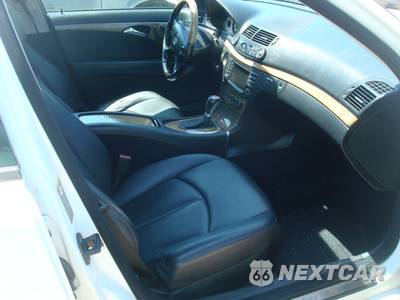 2008 Mercedes-Benz E 350 4MATIC Sedan - zdjęcie 62 z 63 - miniatura