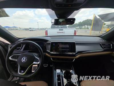 2024 Volkswagen Atlas Cross Sport 2.0T SEL R-Line - zdjęcie 11 z 26 - miniatura