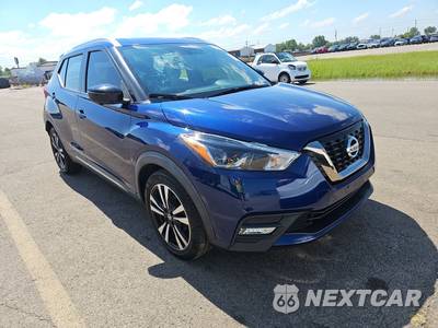 2018 Nissan Kicks SR - zdjęcie 3 z 27 - miniatura