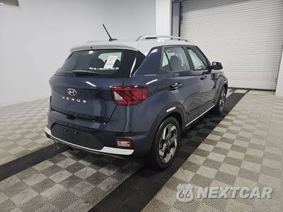 2024 Hyundai Venue Limited - zdjęcie 4 z 38 - miniatura