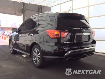 2018 Nissan Pathfinder SL - zdjęcie 6 z 31 - miniatura