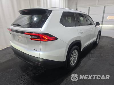 2024 Toyota Grand Highlander XLE - zdjęcie 4 z 18 - miniatura