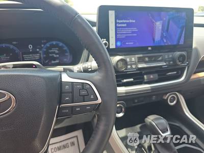 2024 Toyota Grand Highlander Platinum - zdjęcie 11 z 19 - miniatura