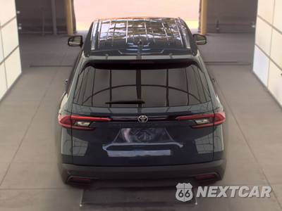 2025 Toyota Grand Highlander XLE - zdjęcie 5 z 42 - miniatura