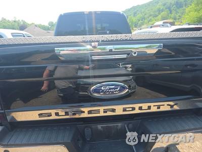 2018 Ford Super Duty F-250 Lariat Crew Cab Medium Bed - zdjęcie 5 z 21 - miniatura