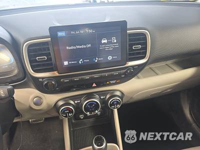 2025 Hyundai Venue SEL - zdjęcie 11 z 27 - miniatura