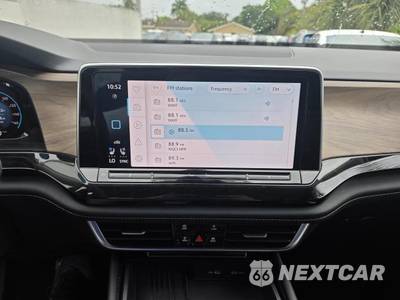 2025 Volkswagen Atlas 2.0T SE w/Technology - zdjęcie 3 z 33 - miniatura