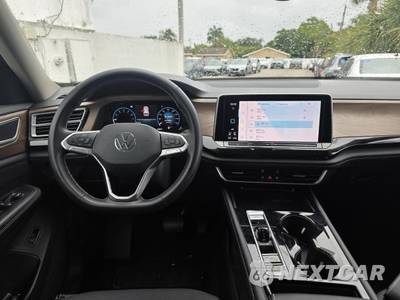 2025 Volkswagen Atlas 2.0T SE w/Technology - zdjęcie 9 z 33 - miniatura