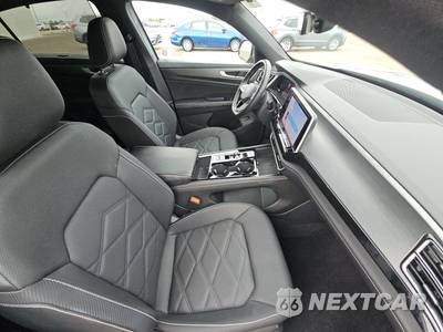 2025 Volkswagen Atlas Cross Sport 2.0T SE w/Technology - zdjęcie 8 z 27 - miniatura