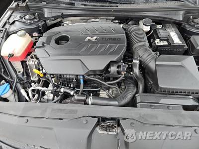 2022 Hyundai Elantra N - zdjęcie 15 z 18 - miniatura