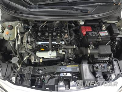 2025 Nissan Versa S - zdjęcie 15 z 18 - miniatura