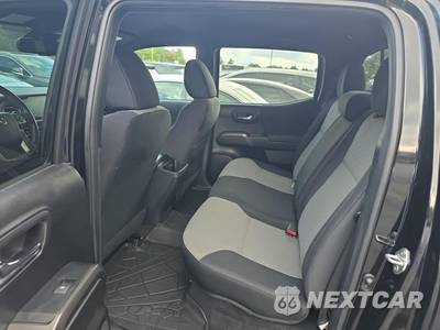 2022 Toyota Tacoma TRD Off-Road Crew Cab Medium Bed - zdjęcie 16 z 23 - miniatura