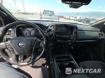 2023 Nissan TITAN SV Crew Cab Short Bed - zdjęcie 11 z 34 - miniatura