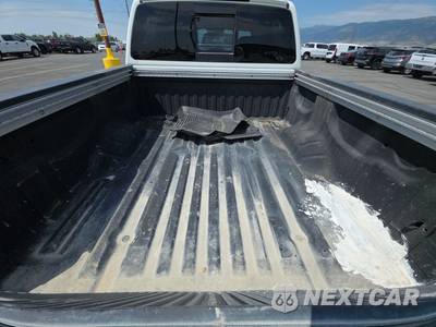 2023 Nissan TITAN SV Crew Cab Short Bed - zdjęcie 17 z 34 - miniatura