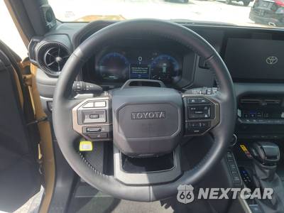 2024 Toyota Land Cruiser - zdjęcie 10 z 21 - miniatura