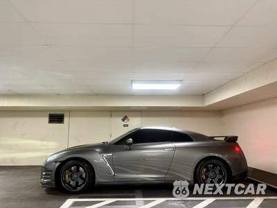 2015 Nissan GT-R Black Edition - zdjęcie 2 z 32 - miniatura